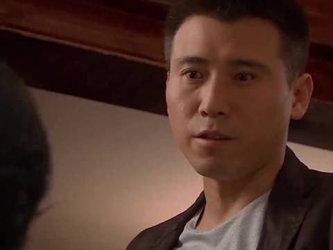 结婚前一天,婆婆要儿媳签婚前协议,儿子怒了:你家我不住了