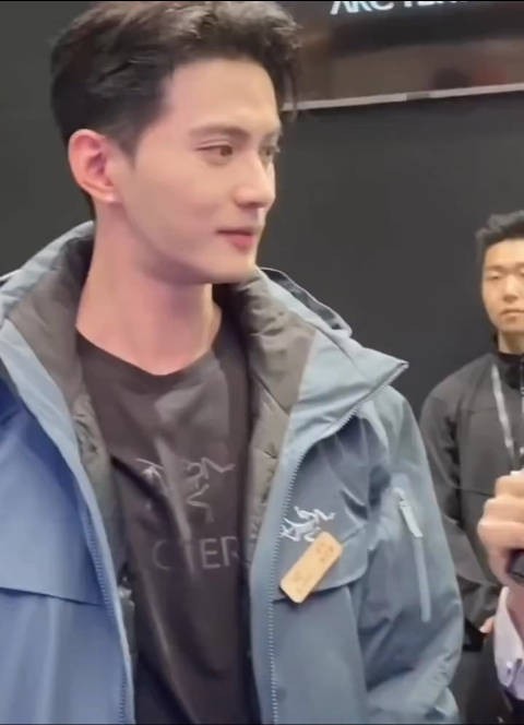 原来他昨天就已经在告别了,到底发生了什么啊