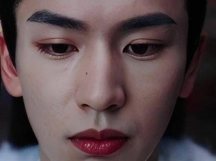 在《极昼繁星》的旋律中,当姜雪宁仍扮演着那个令人畏惧的女子…