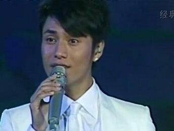 那个夜晚何其迷人,我与你共赏半月如弓永恒金曲 半月曲