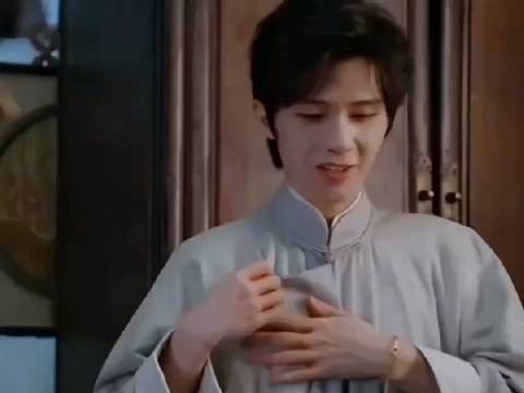 三爷来的太是时候了,穿衣服的样子真的太好看了!