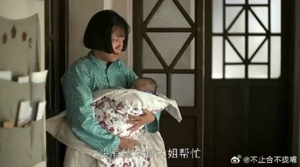穷妹夫升为海军司令,姐夫马上毕恭毕敬的,太狗了!