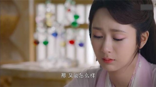 在《香蜜沉沉烬如霜》里,锦觅对旭凤满心怀念,日日描摹他的画像…