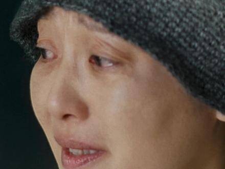 观看徐帆演绎的母亲角色集锦,看到结尾让人泪目…… 徐帆
