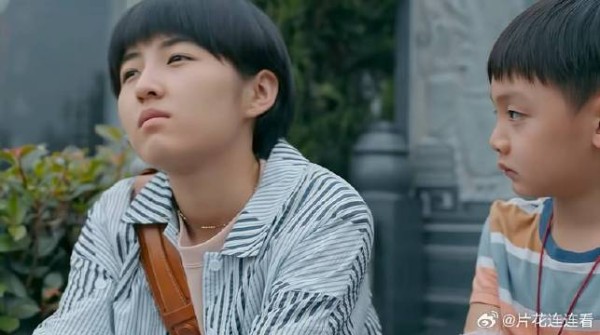父亲重男轻女,为了生一个男孩,竟谎称女儿是瘸子