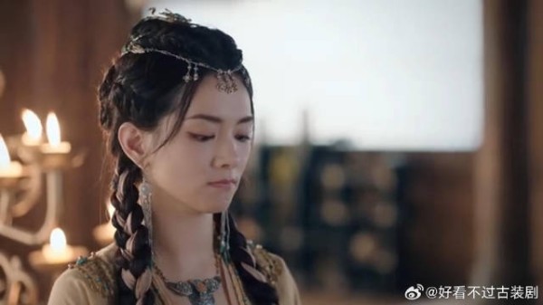 刘诗诗 老丈人让女儿抓紧时间,讨好李同光,谁知女儿已爱上他