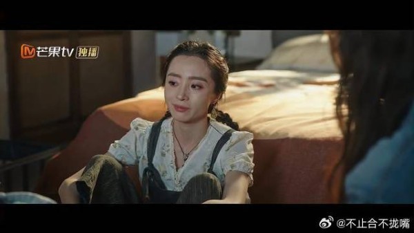娜娜向红豆袒露心扉，表示自己以前是主播，但是被黑了