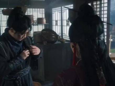 宫紫商,金繁虽好,但终究不及小黑贴心,既能陪你研究武器,又能夸你,懂你…