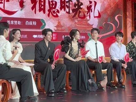 全员KTV现场欢唱! 现场