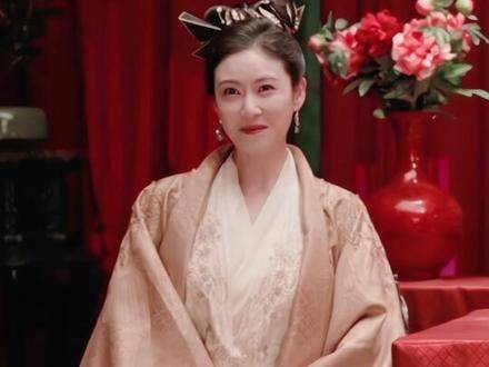 从范闲让柳姨娘坐上主位那一刻起,她便成了范府的女主人了吧