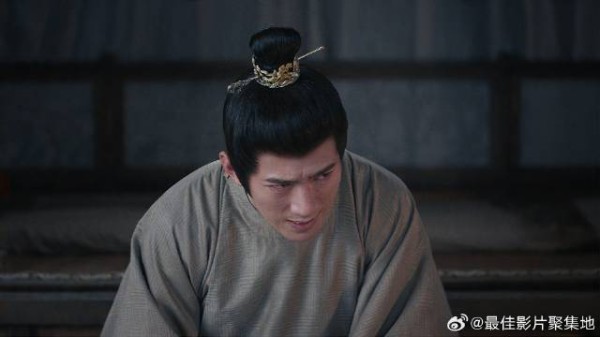 陛下被关进大牢,以为会有人救他,得知真相彻底崩溃了
