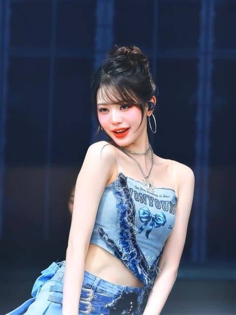 哪位Kpop偶像的塌房让你最感遗憾？令人唏嘘的瞬间，一起来聊聊吧！
