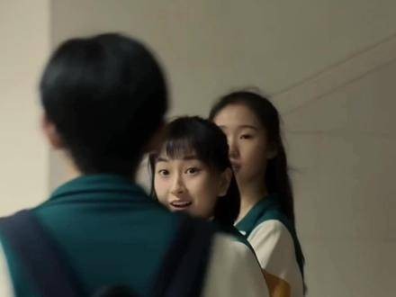 这不正是我的本色演出嘛~太贴心了,还给我安排了角色