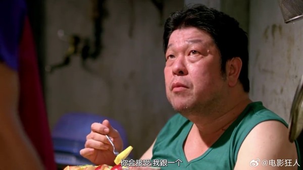 男孩爱上一个“听障”女孩,苦苦追求后却是误会一场!(上)