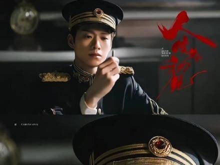 “但我愿化作那唤醒秋风的第一片落叶”
