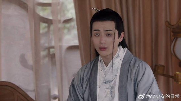 老友陪妻子聊天,周生辰一看屋内装饰,秒懂是个悲剧