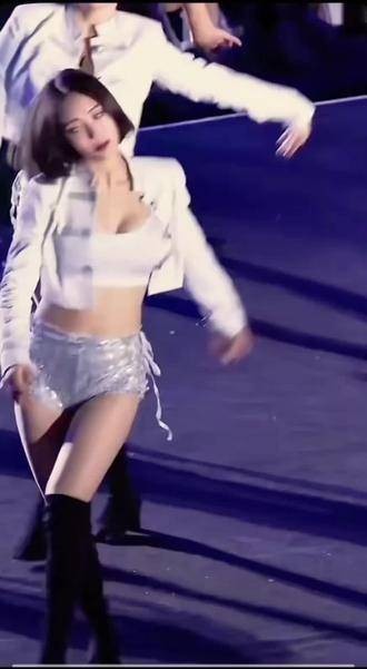 这段舞蹈谁看了不着迷 令人心跳加速的舞台 神级现场
