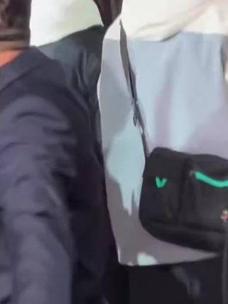 全红婵妆容精致出席活动,西热力江特意前来与她合影!