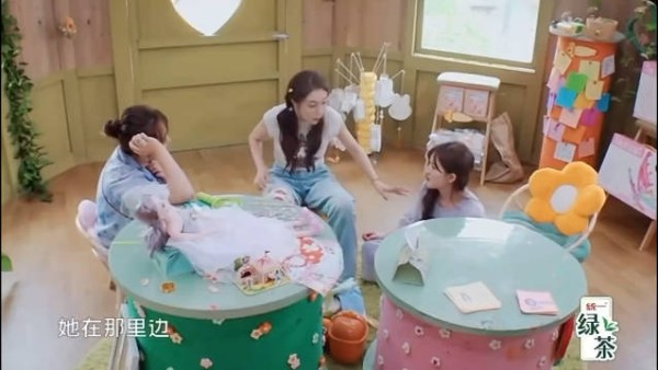 赵露思曾经说过:“我最讨厌我脸上的肉了”