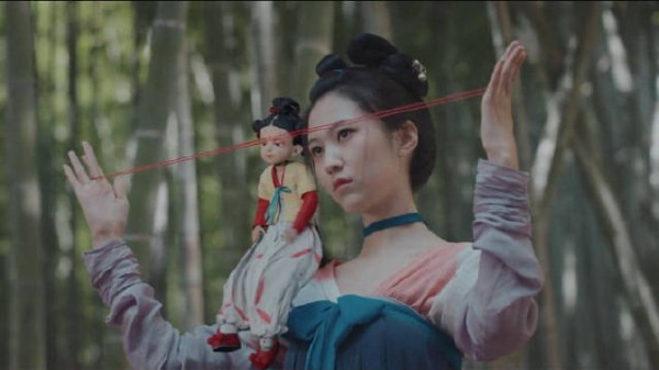 红绳准备好了，翻绳也学了，请问娃娃哪里领？