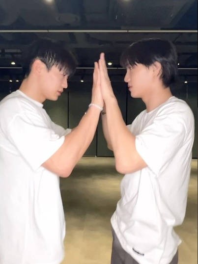 金钟仁 x 崔珉豪《Wait On Me》Cha .