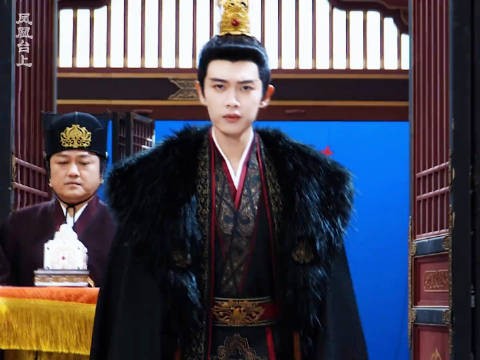 任嘉伦彭小苒新剧《凤凰台上》演绎家国大义与儿女私情