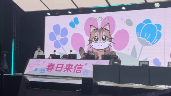 WBG的选手们来到粉丝见面会现场啦!