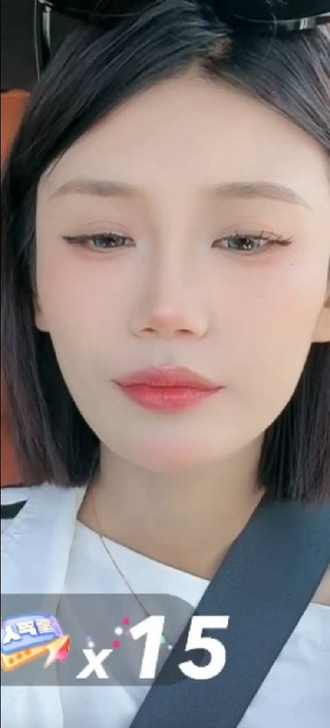王依玥与前任搭档被迫分开引热议