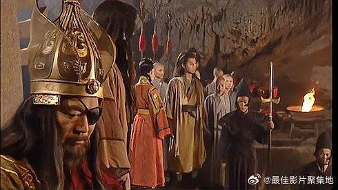 令狐冲竹林练剑，独孤九剑之精妙，武当掌门自叹不如