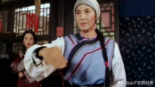 黄师傅拳霸七省，不料美女拿出豆腐，打烂豆腐就算你赢