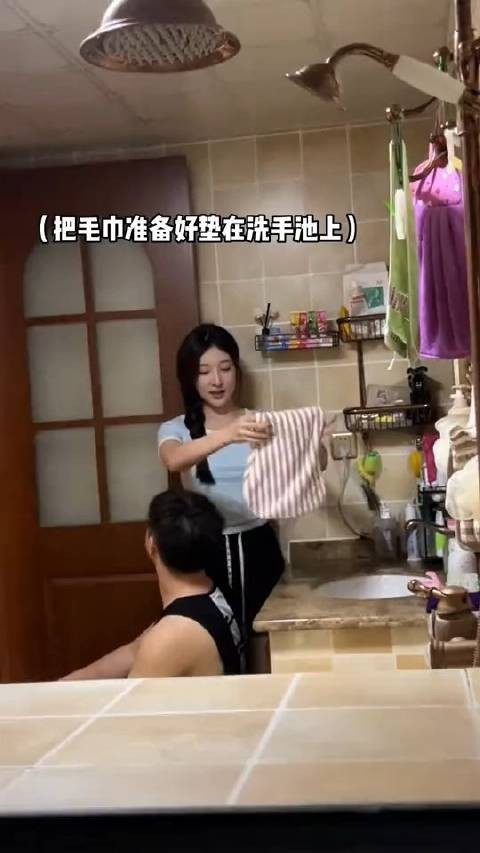 这颜值身材，不洗头也羡慕