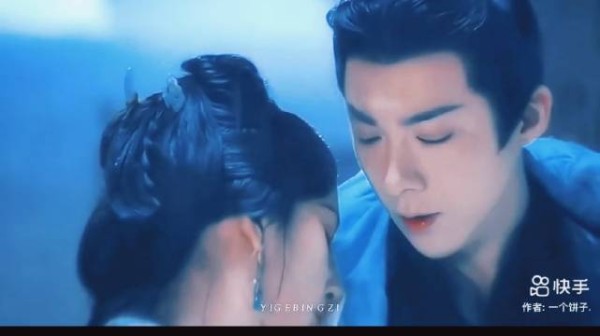 今天520 一早醒来看 霸气威武的枭雄和小白兔 咱们的名场面 看爽了 刘宇宁折腰