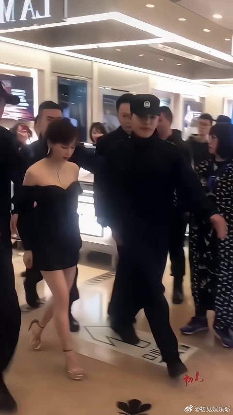 娱乐圈结婚离婚生孩子，和普通人吃饭一样随意，王子文