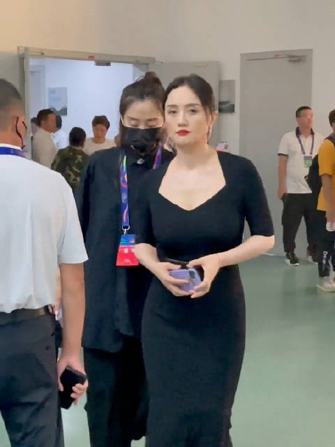 天啊好突然啊一切仿佛都还在昨天