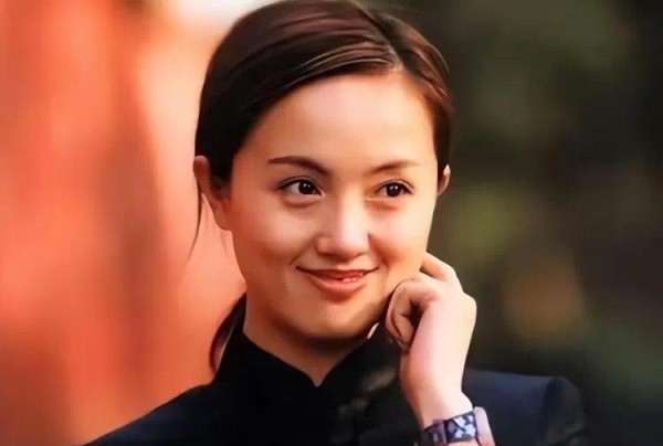 张凯丽晒与朱媛媛最后合影，含泪回忆与朱媛媛之间的约定
