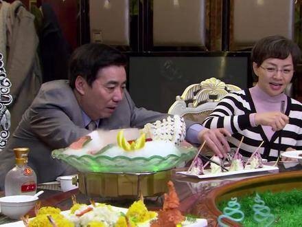 邀请亲家一同用餐，这场景让宋丹丹都惊呆了