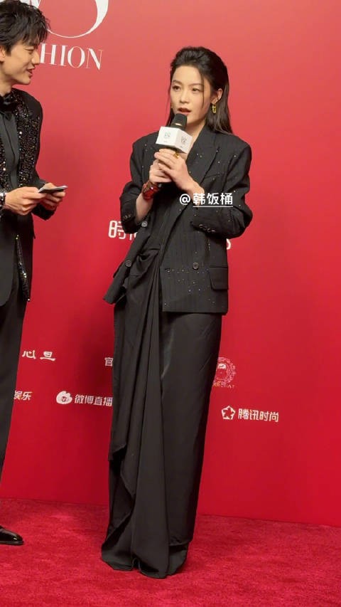 陈丽君首谈两年创新经历,首拍杂志首演原创大戏