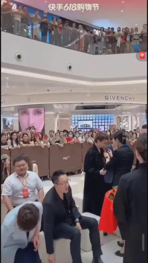 破案了！是S家蹭汪小菲流量！石家庄新店开业被汪小菲的人气震惊