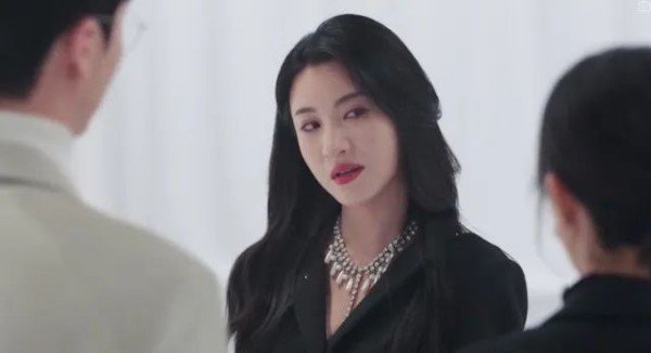 37岁TVB视后林夏薇被申请破产，本人急发声明澄清：莫名其妙