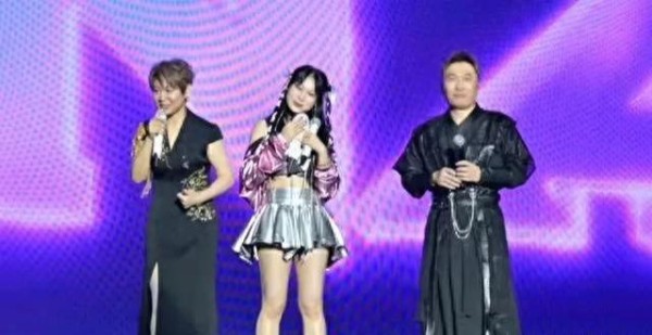 小沈阳演唱会遭质疑，观众愤怒离场：是演唱会，还是你们家庭聚会