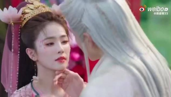 《临江仙》吻戏路透太绝啦!