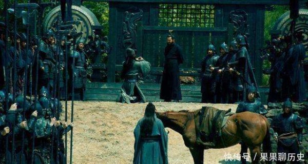 三国演义中，关羽过五关斩六将，背后竟然有曹操一个大阴谋