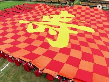 小燕子离宫致皇宫重归寂静