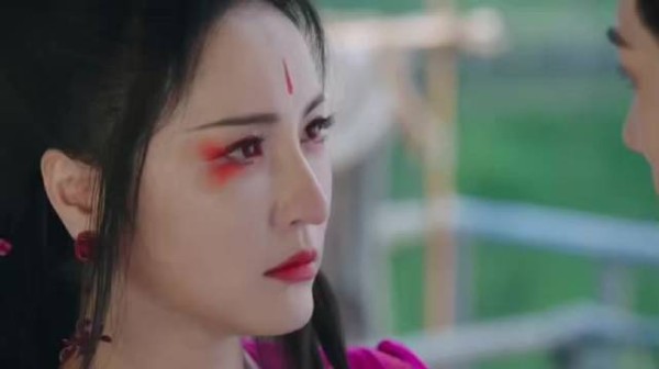 心怀苍生救死扶伤，却被红莲爱而不得杀害无辜！