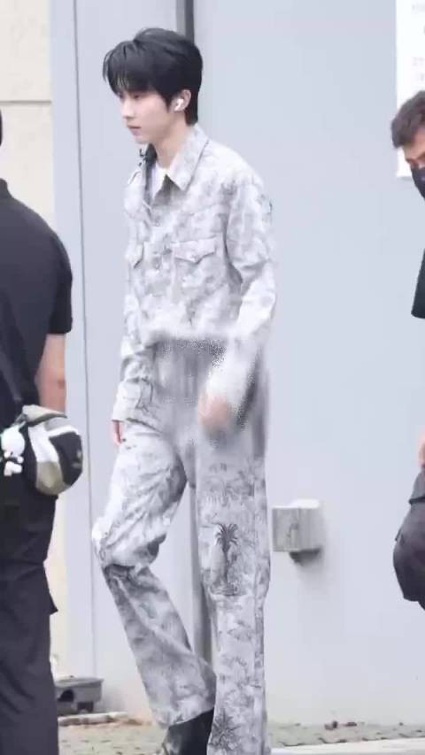 马嘉祺新一期歌手要唱王菲的经典歌曲《光之翼》，期待哥酱新舞台
