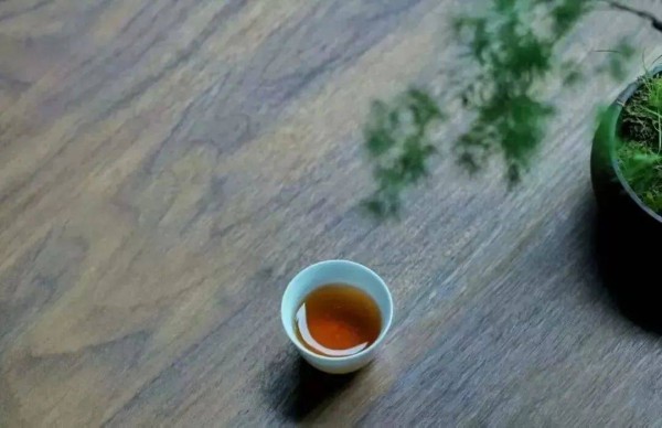 有一种修养，叫不说