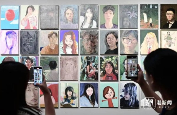 潮评丨美院毕业展被“挤爆”，象牙塔里的艺术何以爆火？