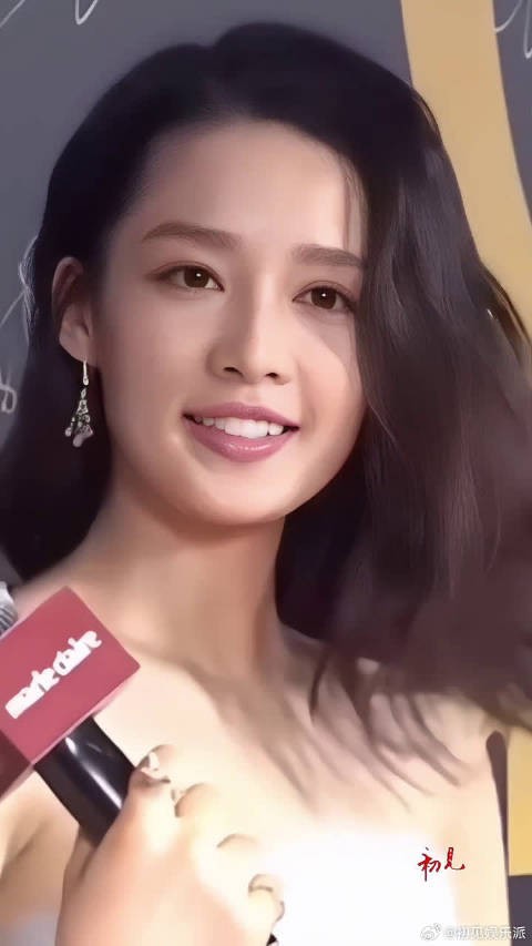 李沁90后小姑娘，江苏省苏州市人，中国内地影视女演员