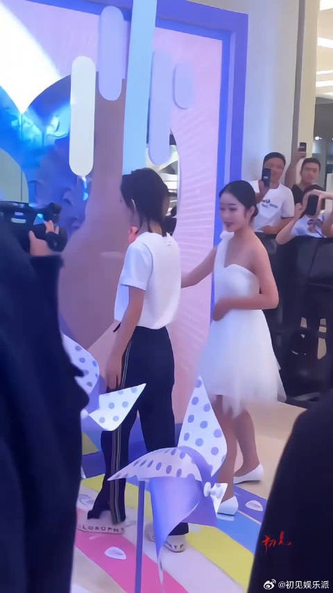 积极阳光的赵丽颖,自己诠释什么是逆袭