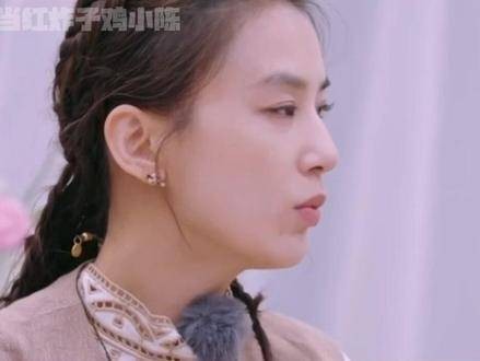 黄圣依称期待再婚,坦言格格表演似自身故事